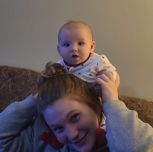 Meet your Posher, Hannah